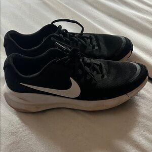 Nike Black and White Running Shoes